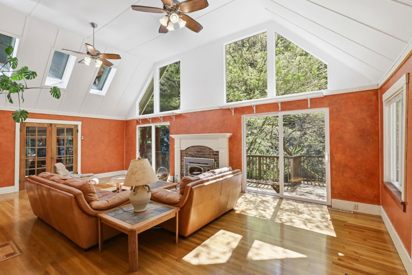 Detail Gallery Image 9 of 45 For 141 Monte Vista Ln, Boulder Creek,  CA 95006 - 3 Beds | 1/1 Baths