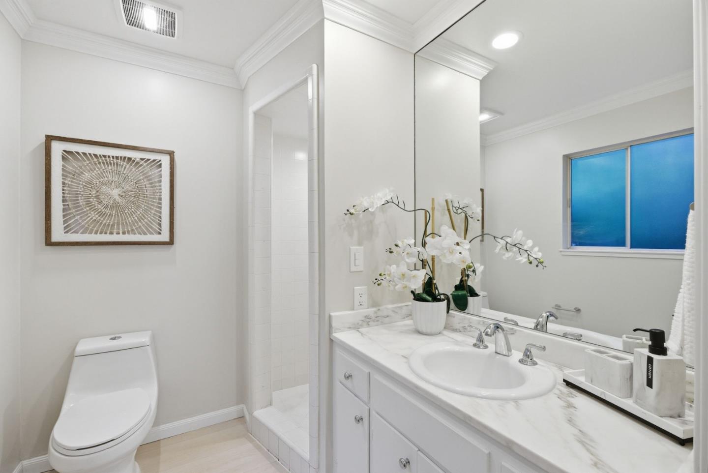 Detail Gallery Image 15 of 48 For 20 Campo Bello Ct, Menlo Park,  CA 94025 - 4 Beds | 2 Baths