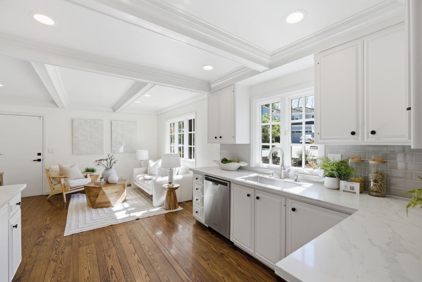 Detail Gallery Image 24 of 48 For 20 Campo Bello Ct, Menlo Park,  CA 94025 - 4 Beds | 2 Baths