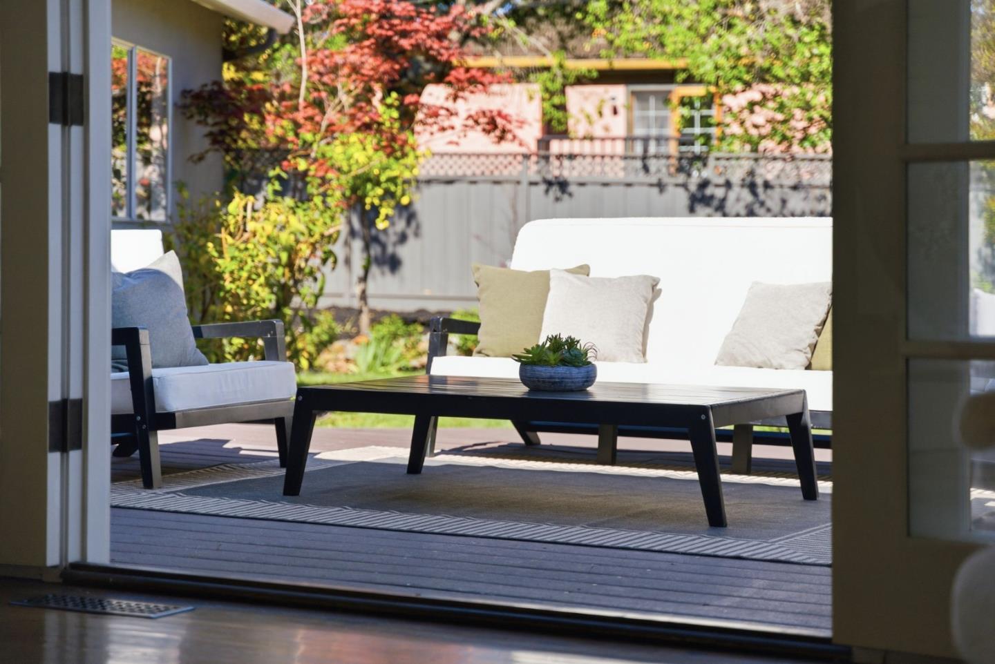 Detail Gallery Image 42 of 48 For 20 Campo Bello Ct, Menlo Park,  CA 94025 - 4 Beds | 2 Baths