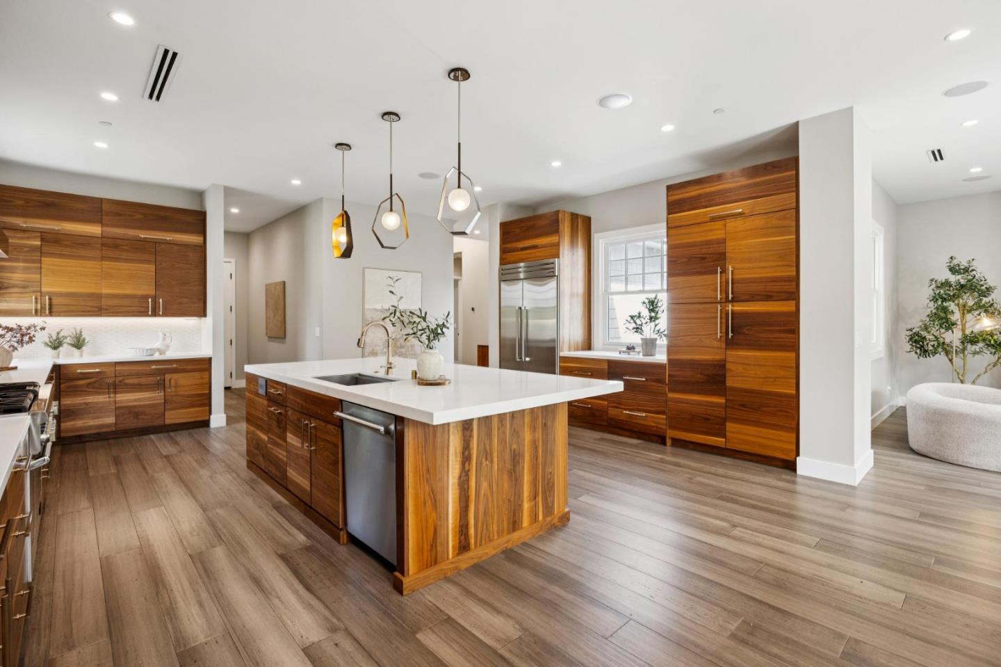 Detail Gallery Image 14 of 99 For 16988 Kennedy Rd, Los Gatos,  CA 95032 - 4 Beds | 4/1 Baths