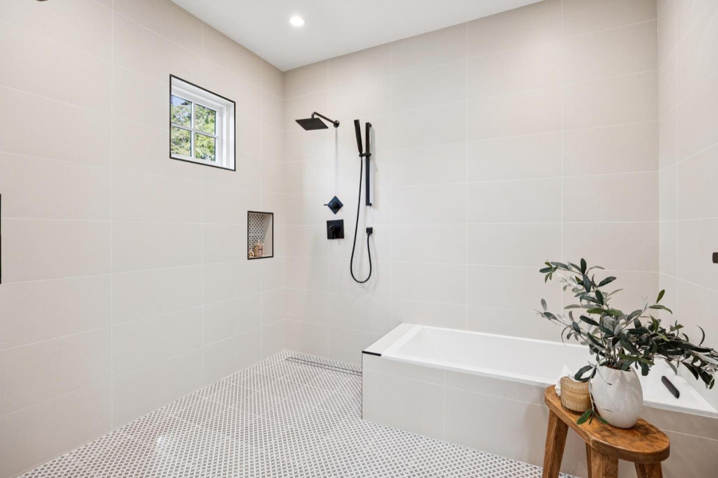 Detail Gallery Image 42 of 99 For 16988 Kennedy Rd, Los Gatos,  CA 95032 - 4 Beds | 4/1 Baths