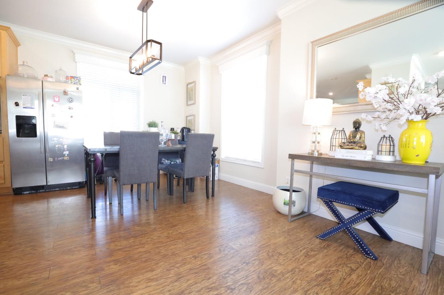 Detail Gallery Image 8 of 33 For 5450 Monterey Rd #182,  San Jose,  CA 95111 - 3 Beds | 2 Baths