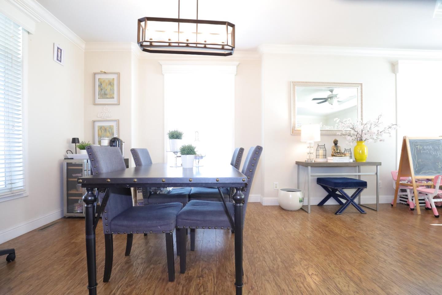 Detail Gallery Image 9 of 33 For 5450 Monterey Rd #182,  San Jose,  CA 95111 - 3 Beds | 2 Baths