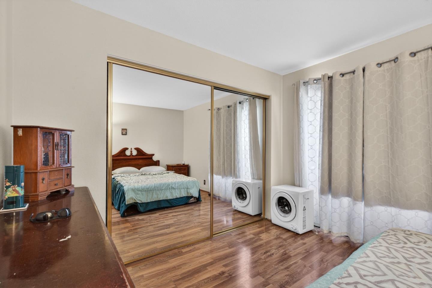 Detail Gallery Image 8 of 19 For 158 Kern St #10,  Salinas,  CA 93905 - 1 Beds | 1 Baths