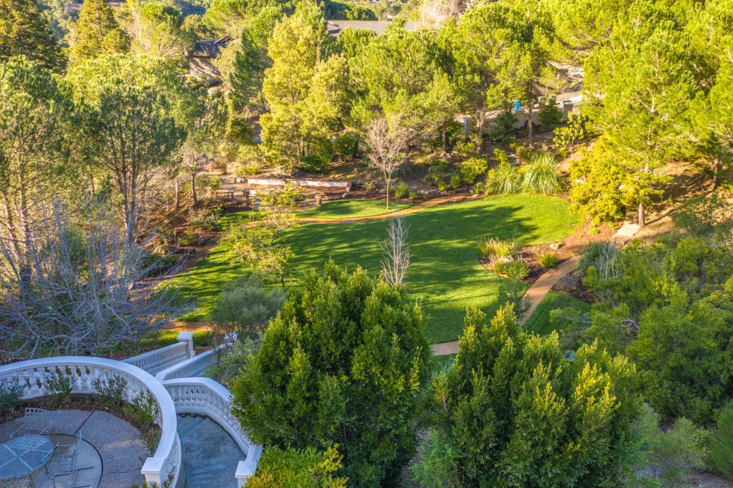 Detail Gallery Image 107 of 120 For 15 Boroughwood Pl, Hillsborough,  CA 94010 - 6 Beds | 7/2 Baths