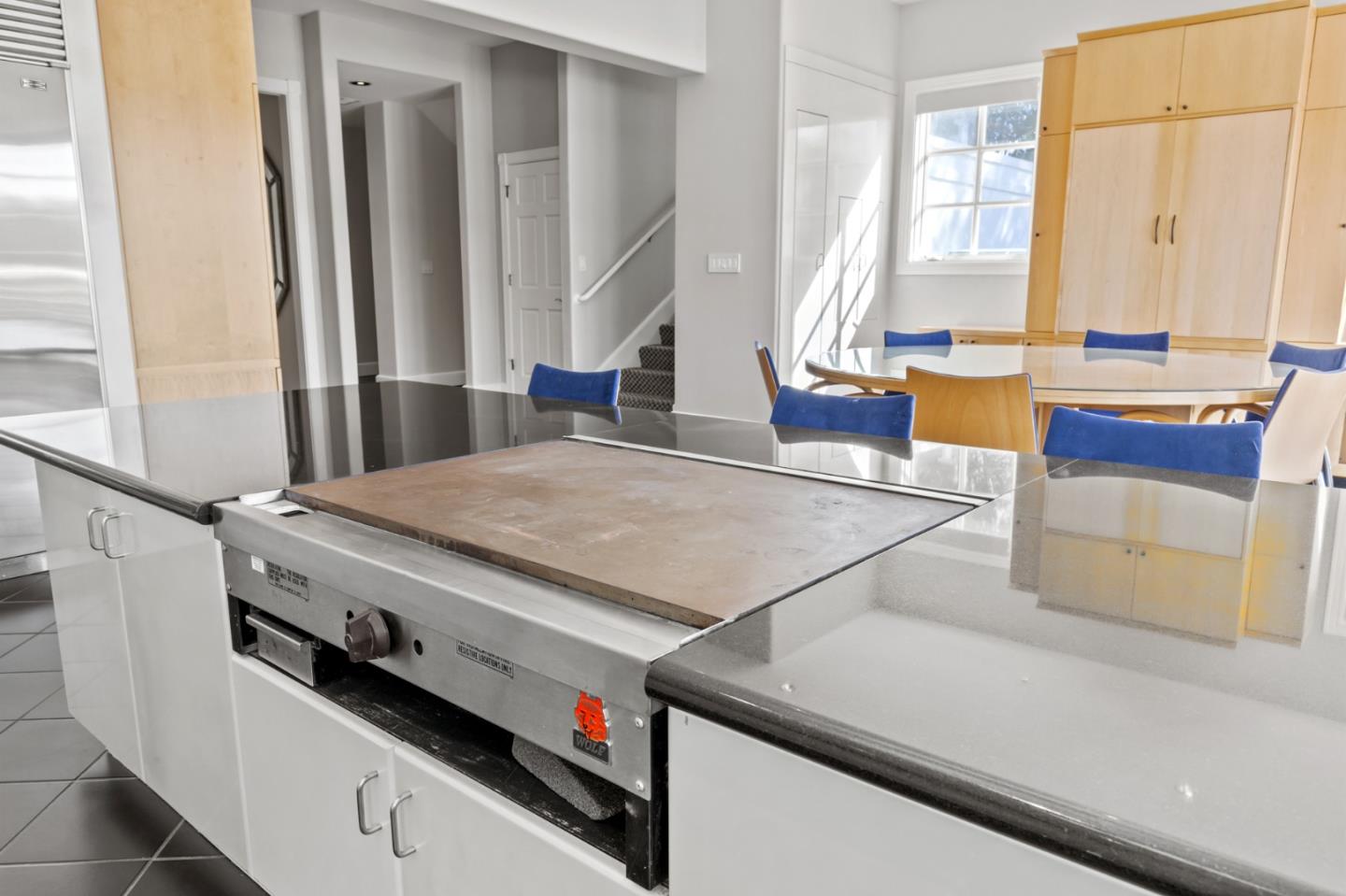 Detail Gallery Image 34 of 120 For 15 Boroughwood Pl, Hillsborough,  CA 94010 - 6 Beds | 7/2 Baths