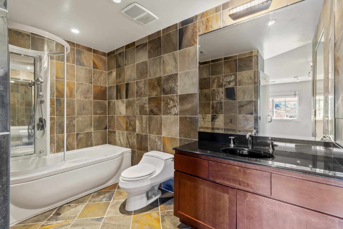 Detail Gallery Image 52 of 120 For 15 Boroughwood Pl, Hillsborough,  CA 94010 - 6 Beds | 7/2 Baths