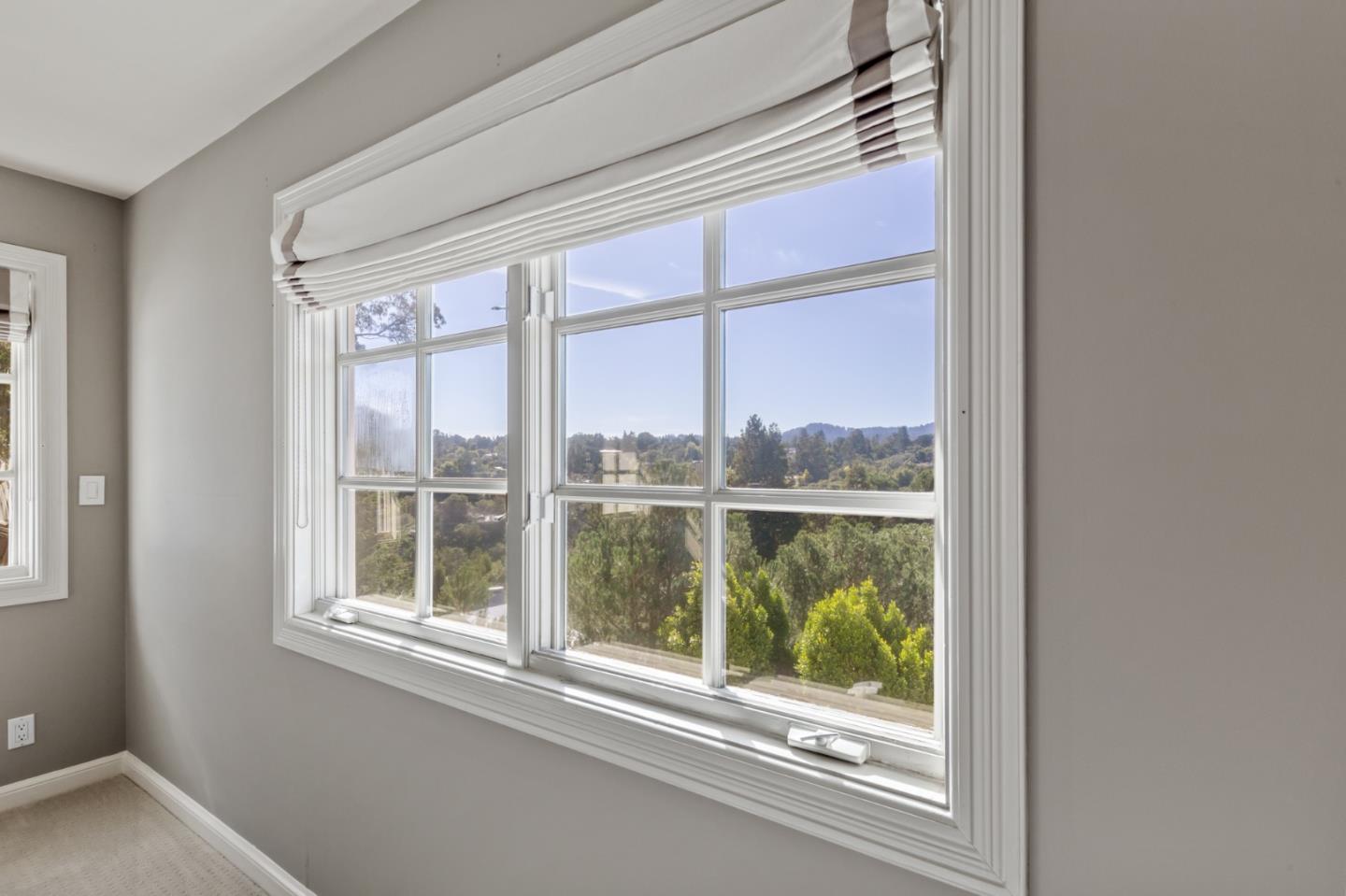 Detail Gallery Image 56 of 120 For 15 Boroughwood Pl, Hillsborough,  CA 94010 - 6 Beds | 7/2 Baths