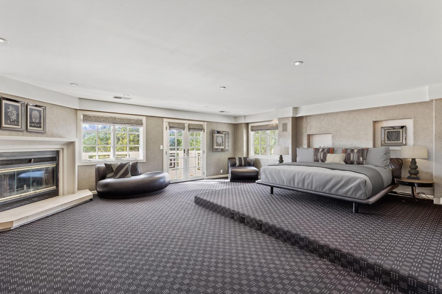 Detail Gallery Image 62 of 120 For 15 Boroughwood Pl, Hillsborough,  CA 94010 - 6 Beds | 7/2 Baths