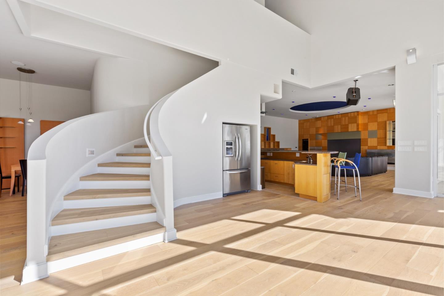 Detail Gallery Image 76 of 120 For 15 Boroughwood Pl, Hillsborough,  CA 94010 - 6 Beds | 7/2 Baths