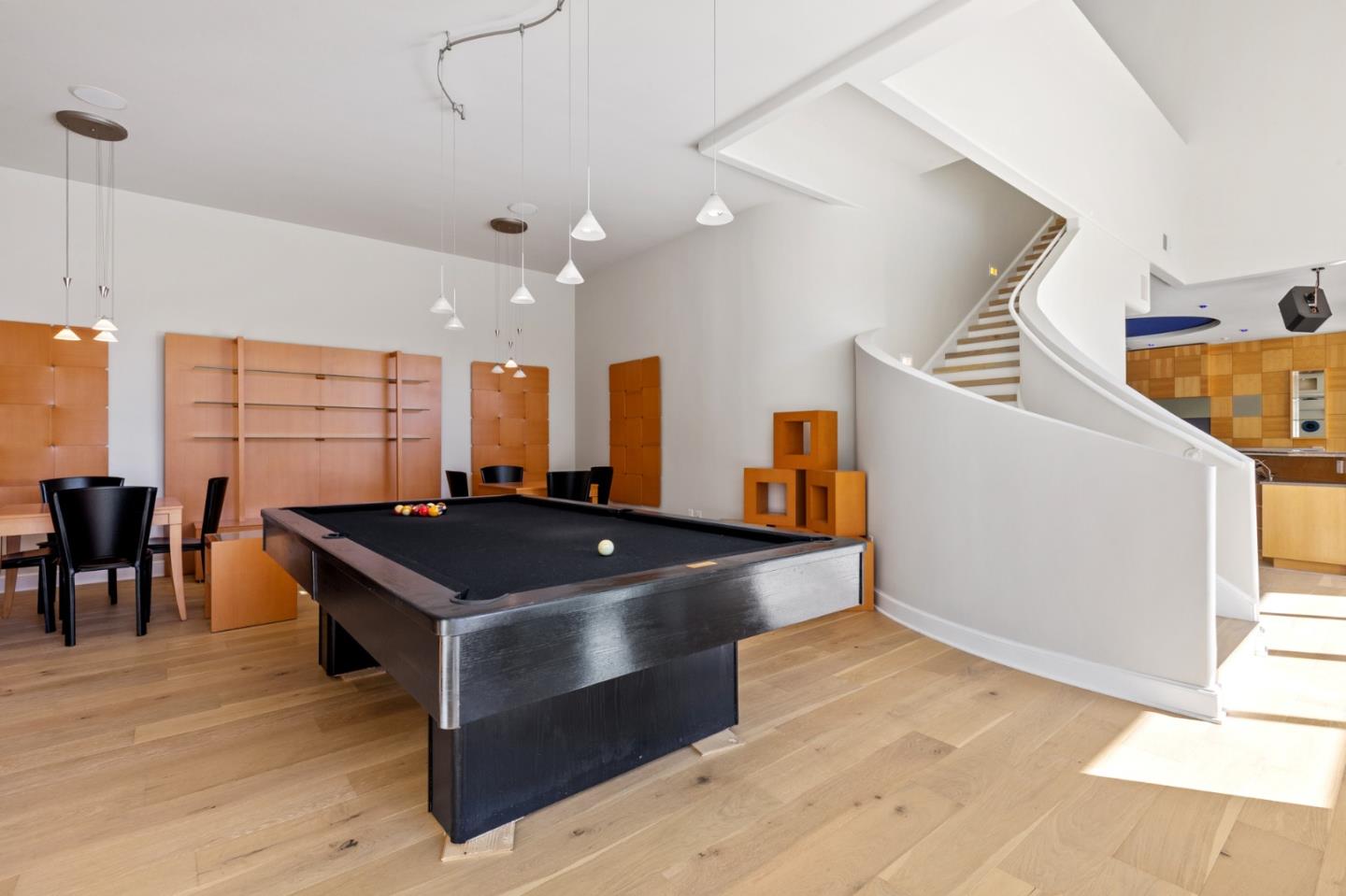 Detail Gallery Image 77 of 120 For 15 Boroughwood Pl, Hillsborough,  CA 94010 - 6 Beds | 7/2 Baths