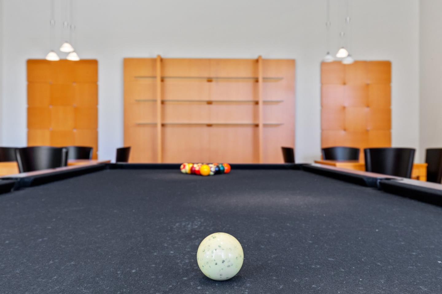 Detail Gallery Image 78 of 120 For 15 Boroughwood Pl, Hillsborough,  CA 94010 - 6 Beds | 7/2 Baths