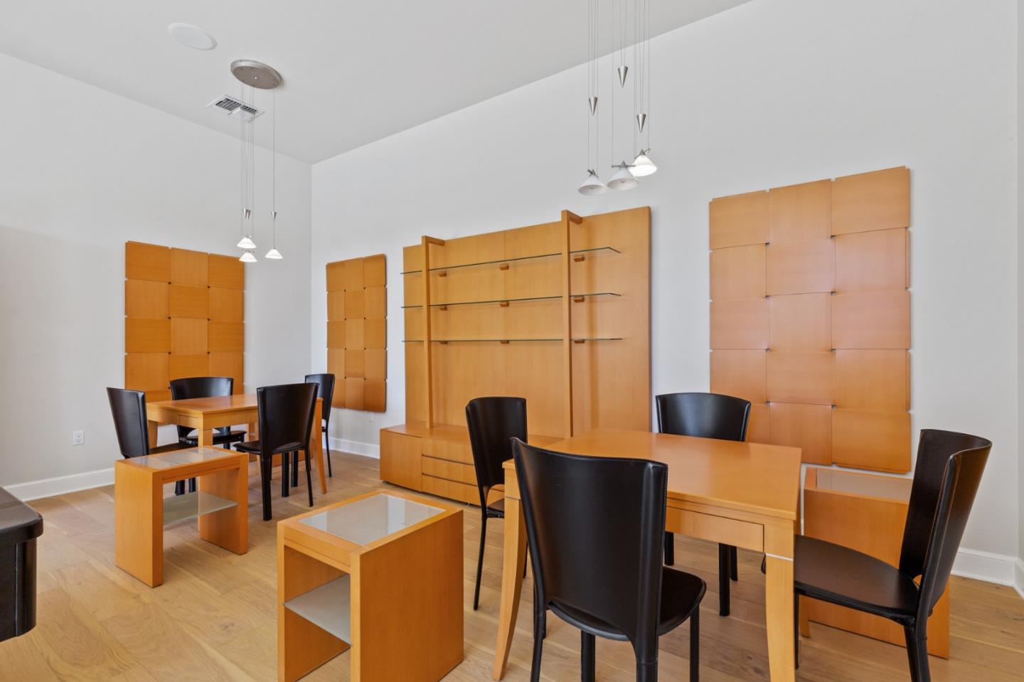 Detail Gallery Image 79 of 120 For 15 Boroughwood Pl, Hillsborough,  CA 94010 - 6 Beds | 7/2 Baths