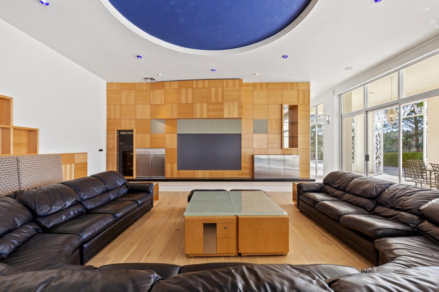 Detail Gallery Image 89 of 120 For 15 Boroughwood Pl, Hillsborough,  CA 94010 - 6 Beds | 7/2 Baths