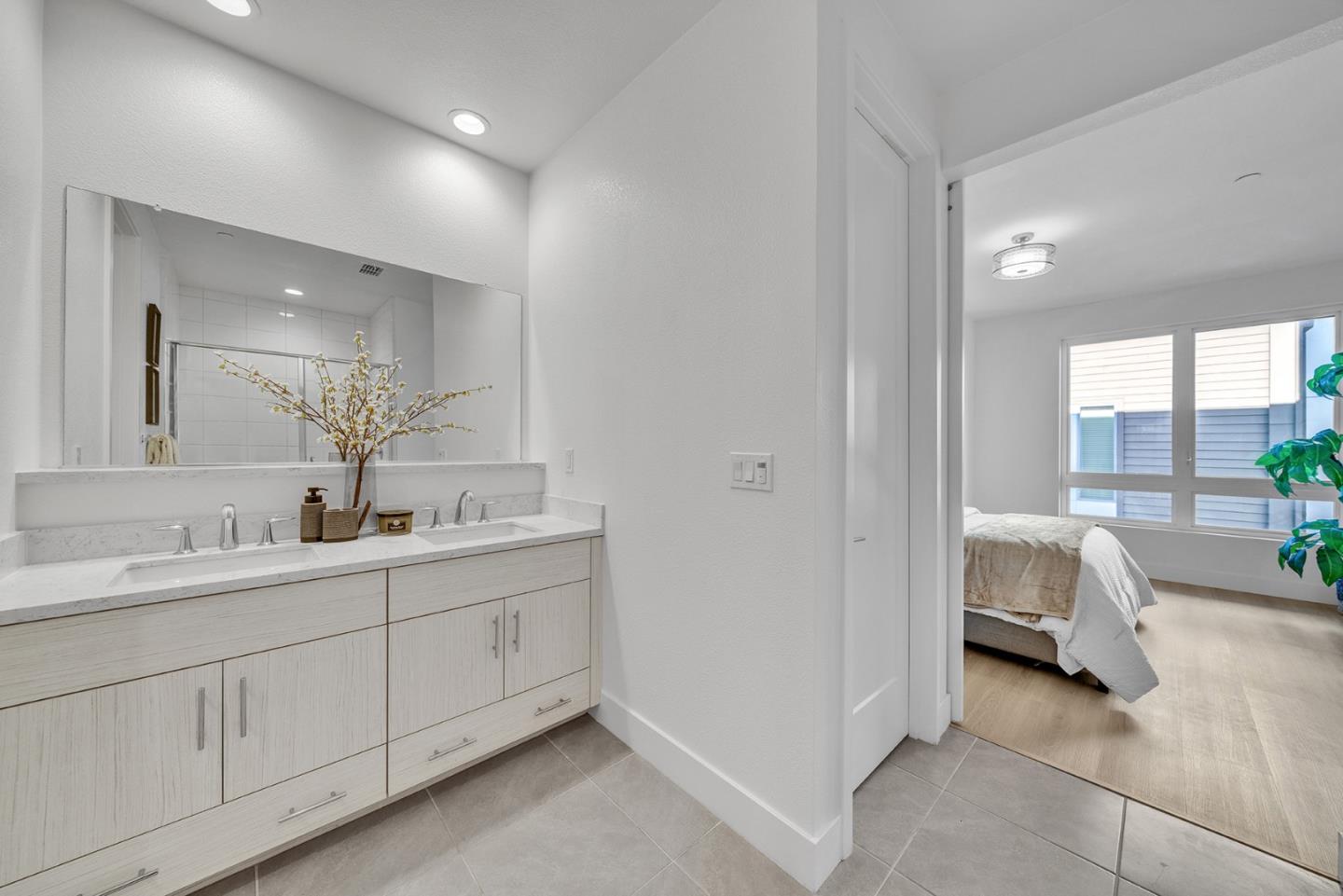 Detail Gallery Image 22 of 39 For 7922 Regional Cmn, Dublin,  CA 94568 - 2 Beds | 2/1 Baths