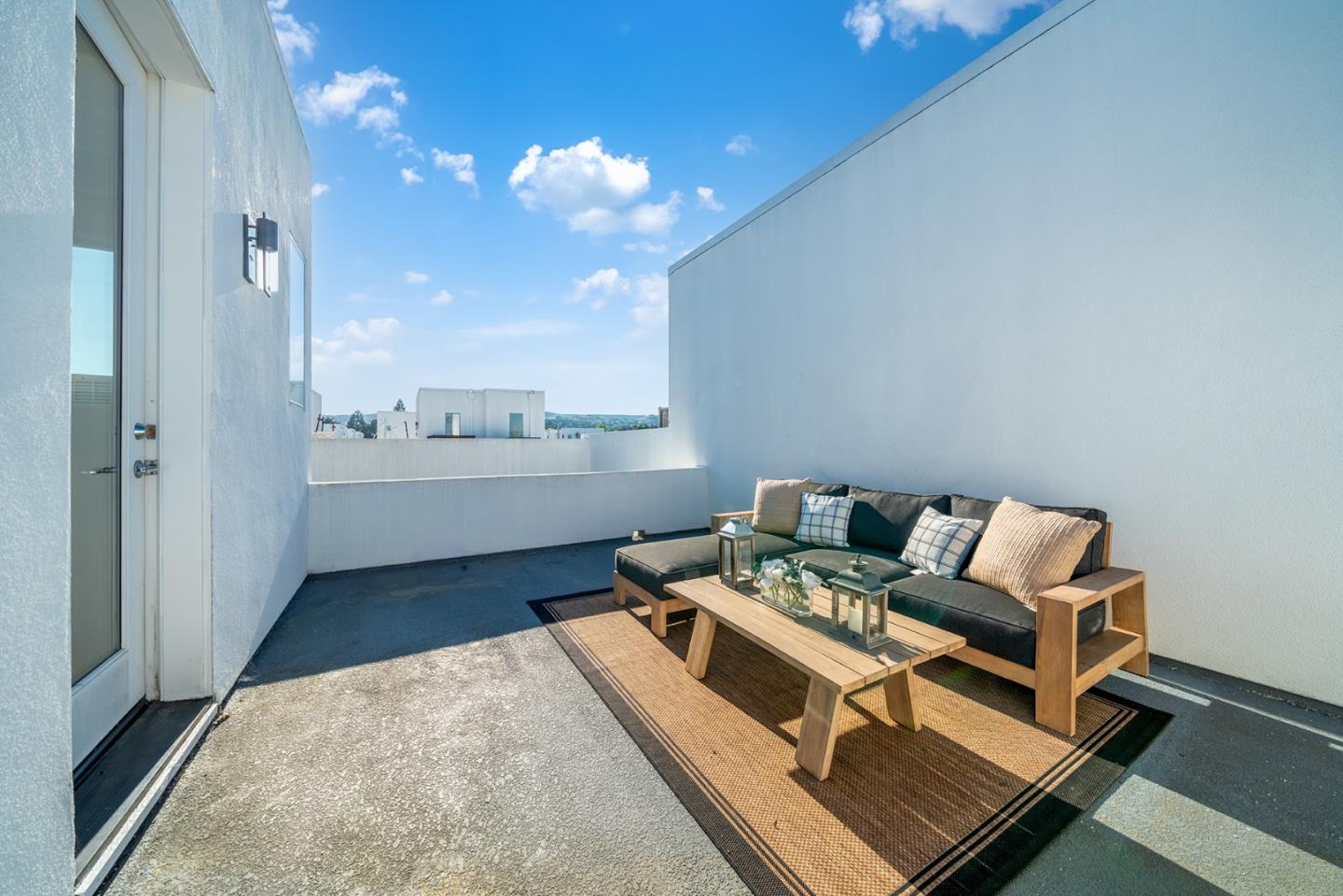 Detail Gallery Image 32 of 39 For 7922 Regional Cmn, Dublin,  CA 94568 - 2 Beds | 2/1 Baths