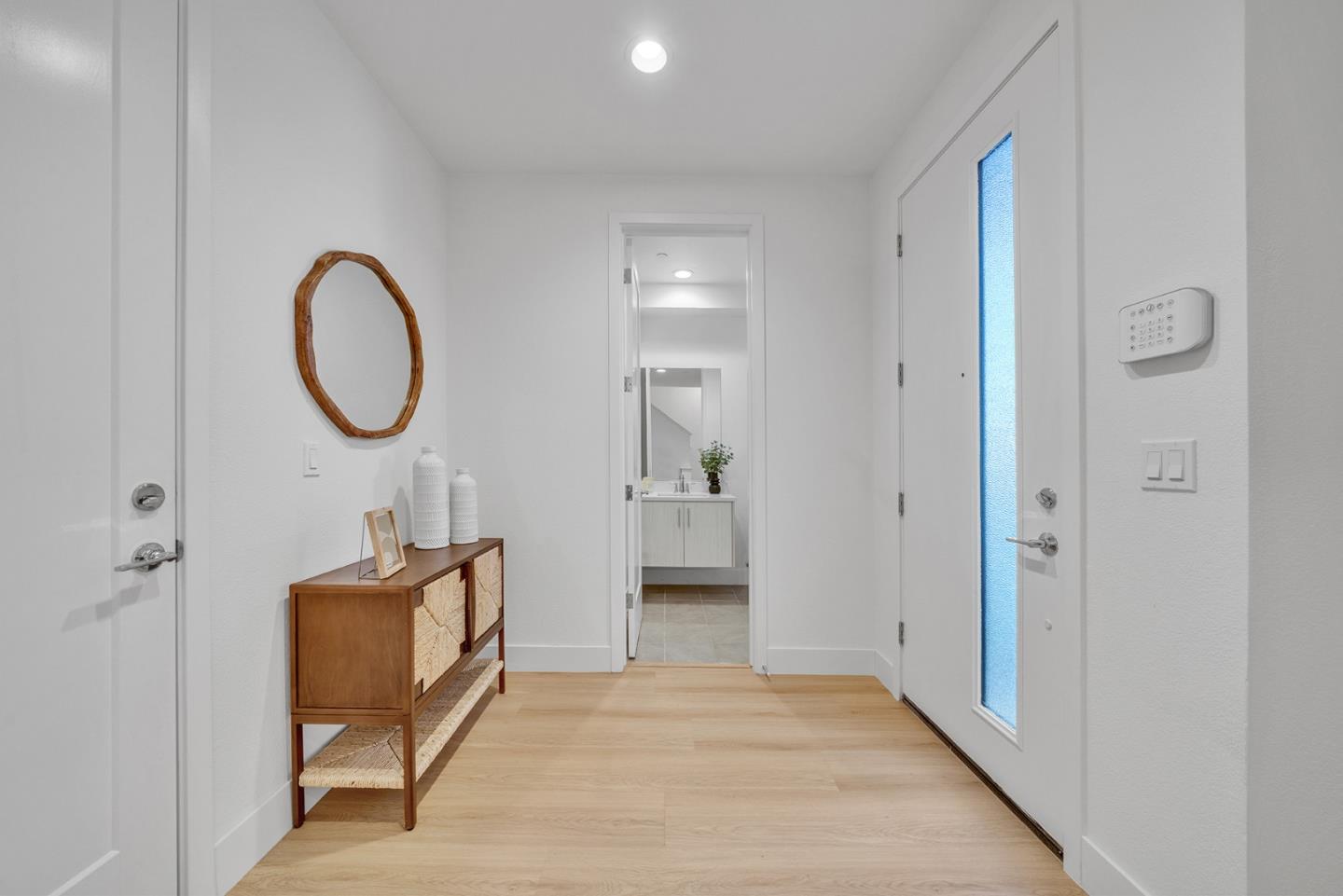 Detail Gallery Image 9 of 39 For 7922 Regional Cmn, Dublin,  CA 94568 - 2 Beds | 2/1 Baths