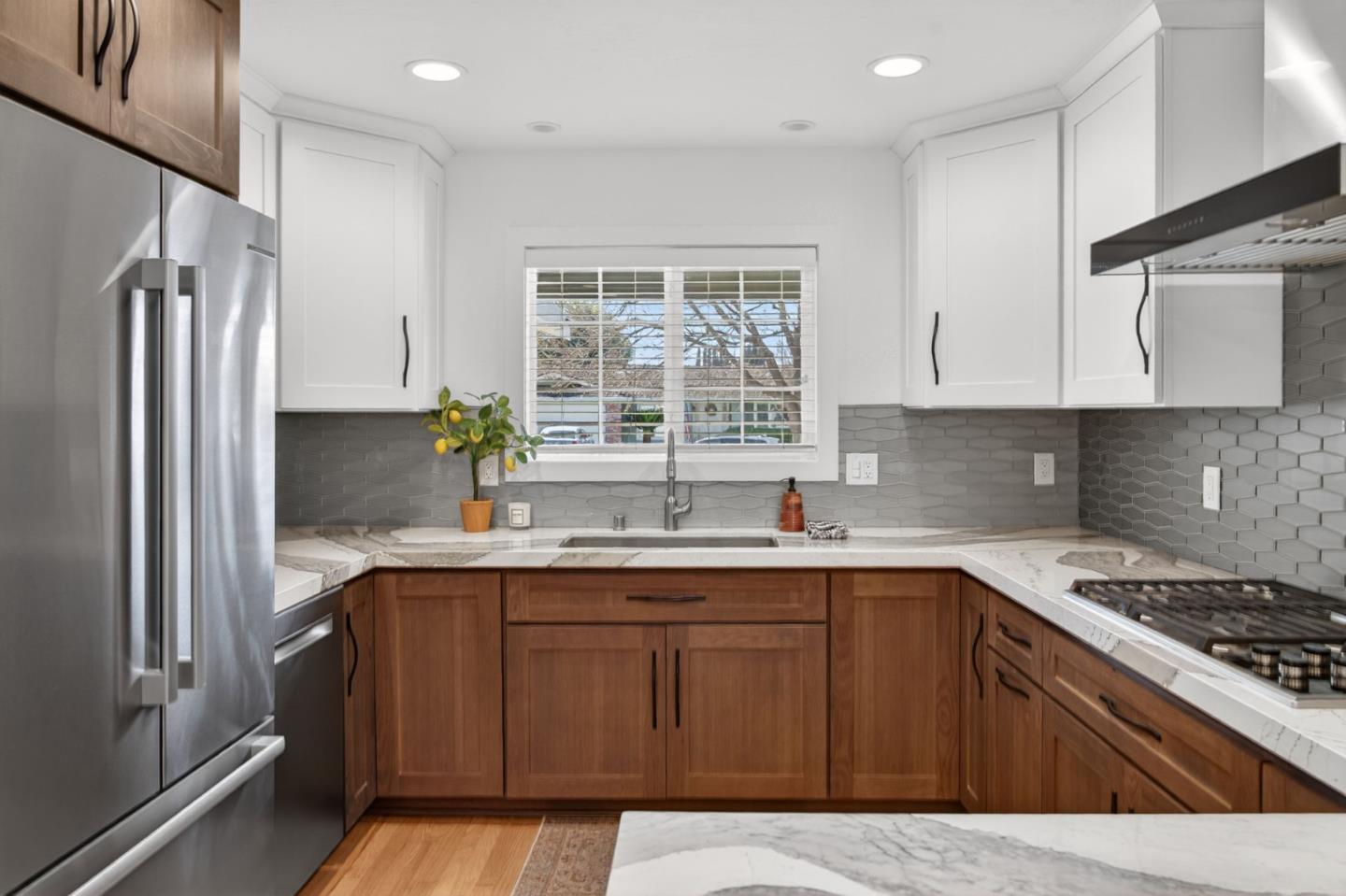 Detail Gallery Image 13 of 54 For 4012 Laurelglen Ct, San Jose,  CA 95118 - 3 Beds | 2 Baths