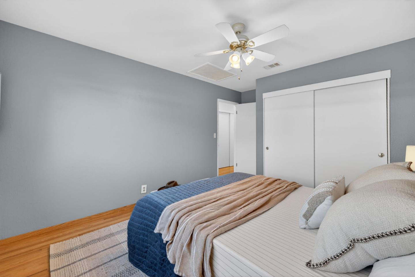 Detail Gallery Image 32 of 54 For 4012 Laurelglen Ct, San Jose,  CA 95118 - 3 Beds | 2 Baths