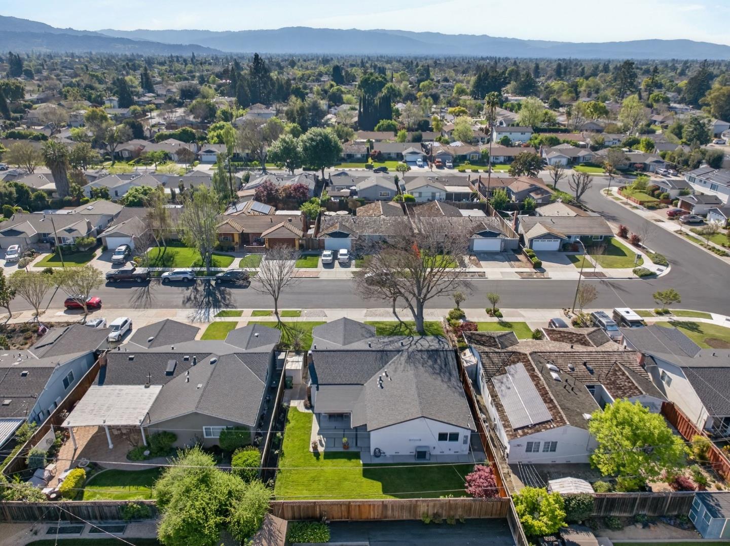 Detail Gallery Image 51 of 54 For 4012 Laurelglen Ct, San Jose,  CA 95118 - 3 Beds | 2 Baths