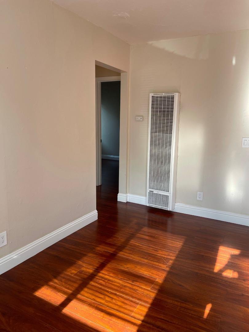 Detail Gallery Image 6 of 8 For 3085 William Ave, Redwood City,  CA 94063 - – Beds | – Baths