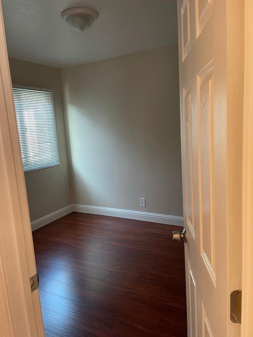 Detail Gallery Image 7 of 8 For 3085 William Ave, Redwood City,  CA 94063 - – Beds | – Baths