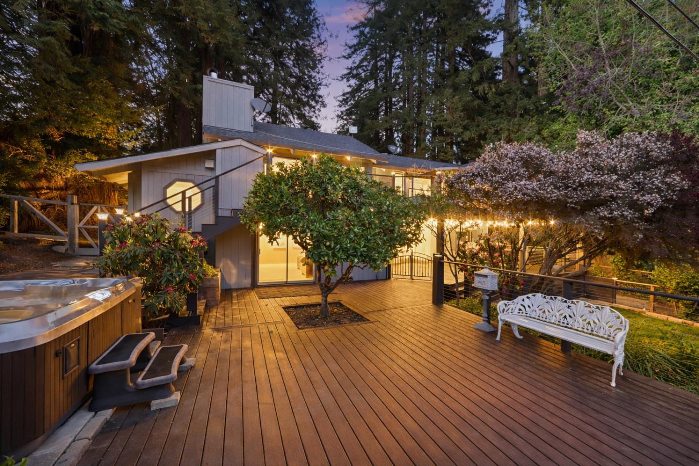 Detail Gallery Image 3 of 30 For 120 Bella Vista Ln, Watsonville,  CA 95076 - 4 Beds | 2/1 Baths