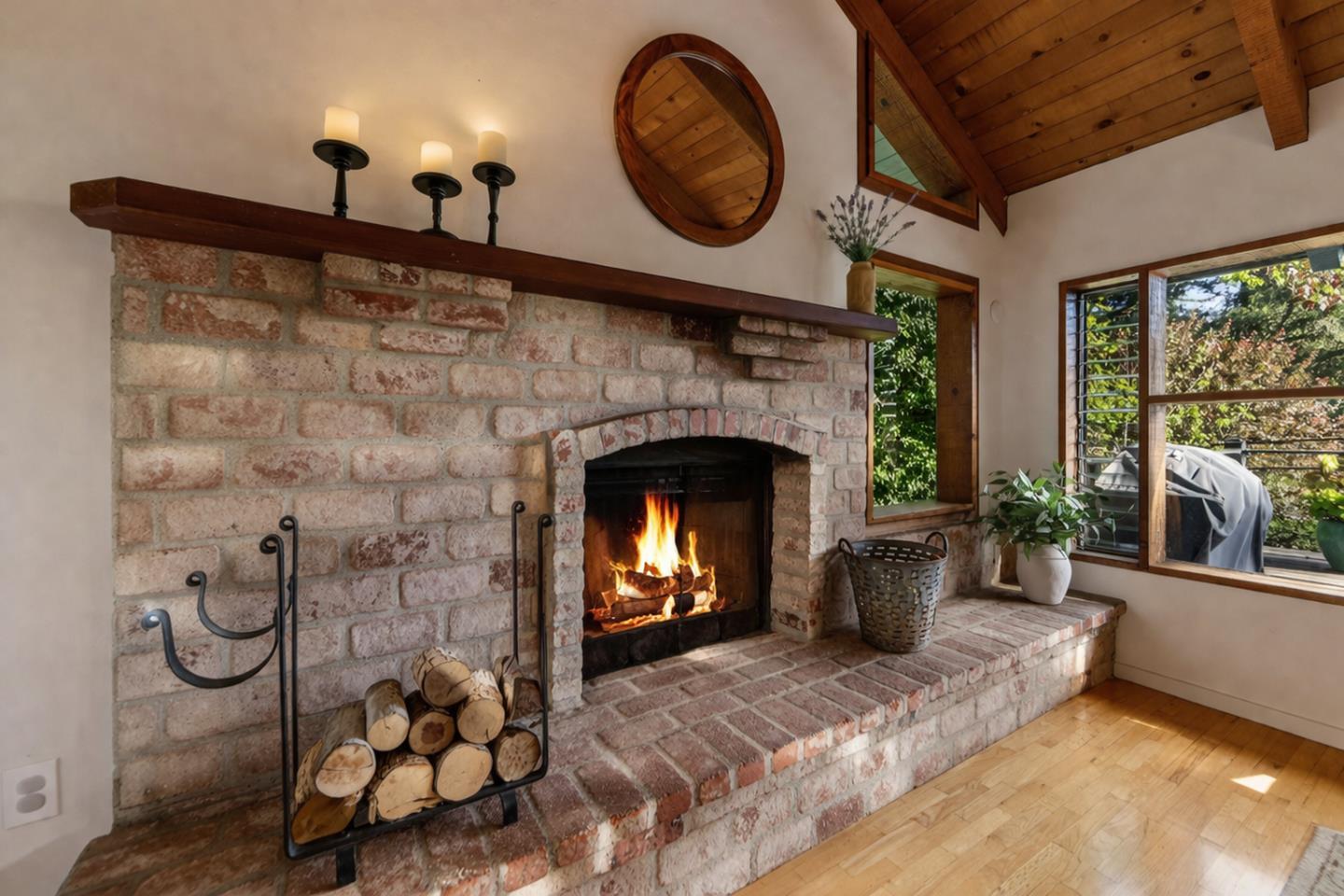 Detail Gallery Image 8 of 30 For 120 Bella Vista Ln, Watsonville,  CA 95076 - 4 Beds | 2/1 Baths