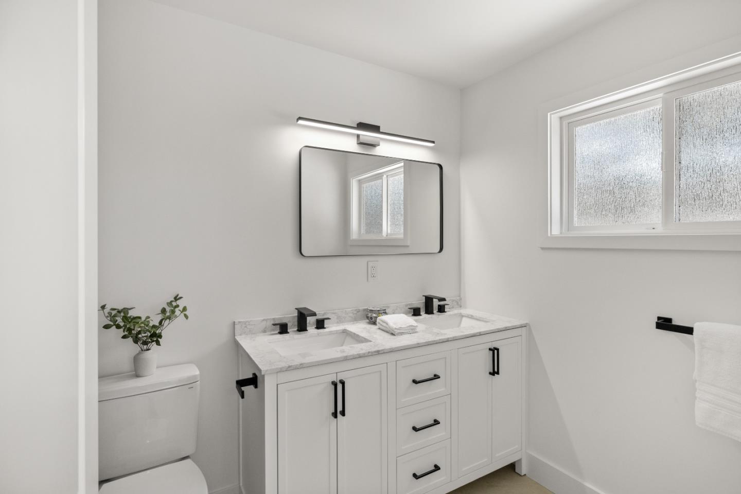 Detail Gallery Image 22 of 36 For 1091 Laurel Lane, Pebble Beach,  CA 93953 - 3 Beds | 2 Baths