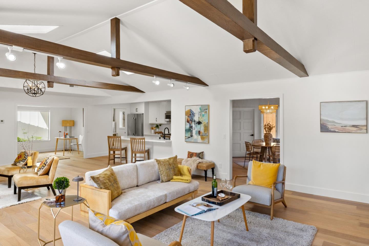 Detail Gallery Image 8 of 36 For 1091 Laurel Lane, Pebble Beach,  CA 93953 - 3 Beds | 2 Baths