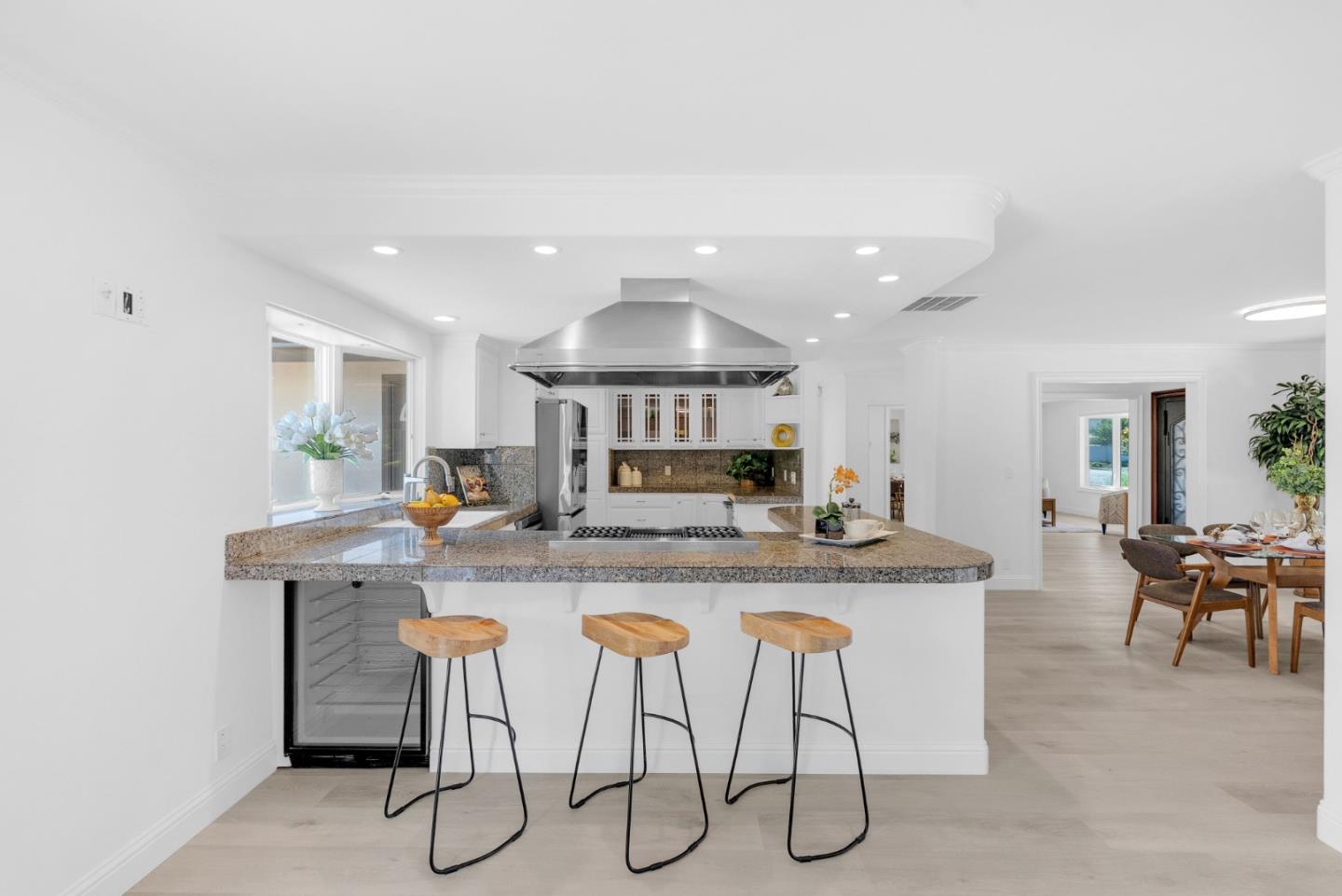 Detail Gallery Image 12 of 40 For 6332 Mcabee Rd, San Jose,  CA 95120 - 4 Beds | 2 Baths