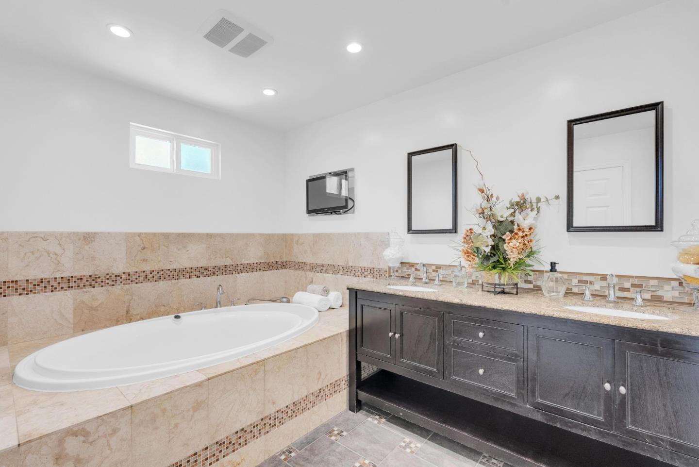 Detail Gallery Image 24 of 40 For 6332 Mcabee Rd, San Jose,  CA 95120 - 4 Beds | 2 Baths