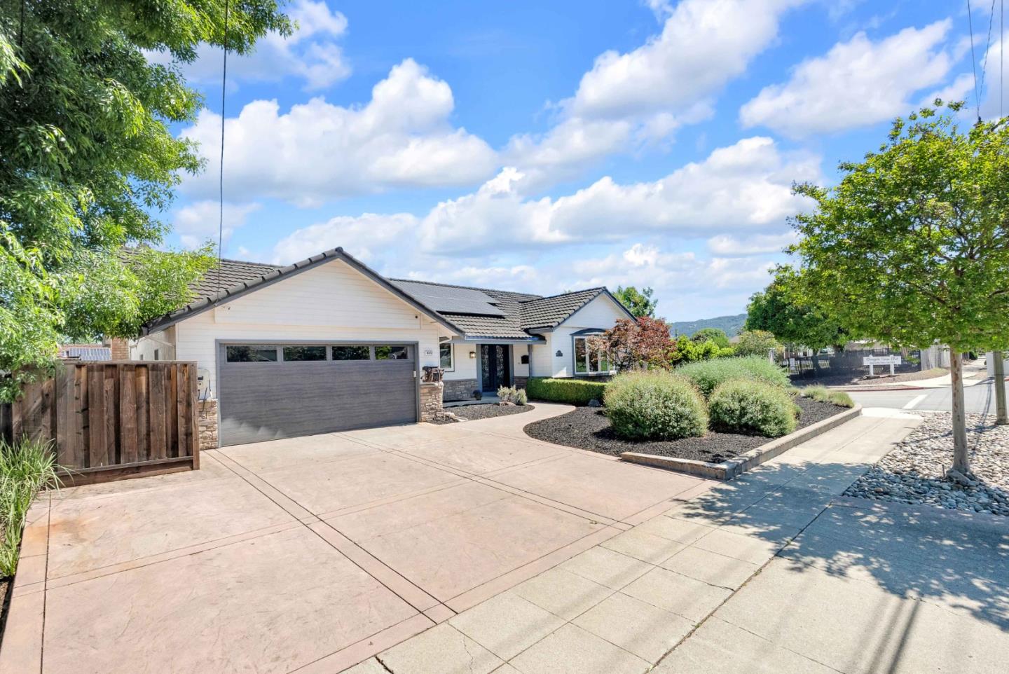 Detail Gallery Image 28 of 40 For 6332 Mcabee Rd, San Jose,  CA 95120 - 4 Beds | 2 Baths