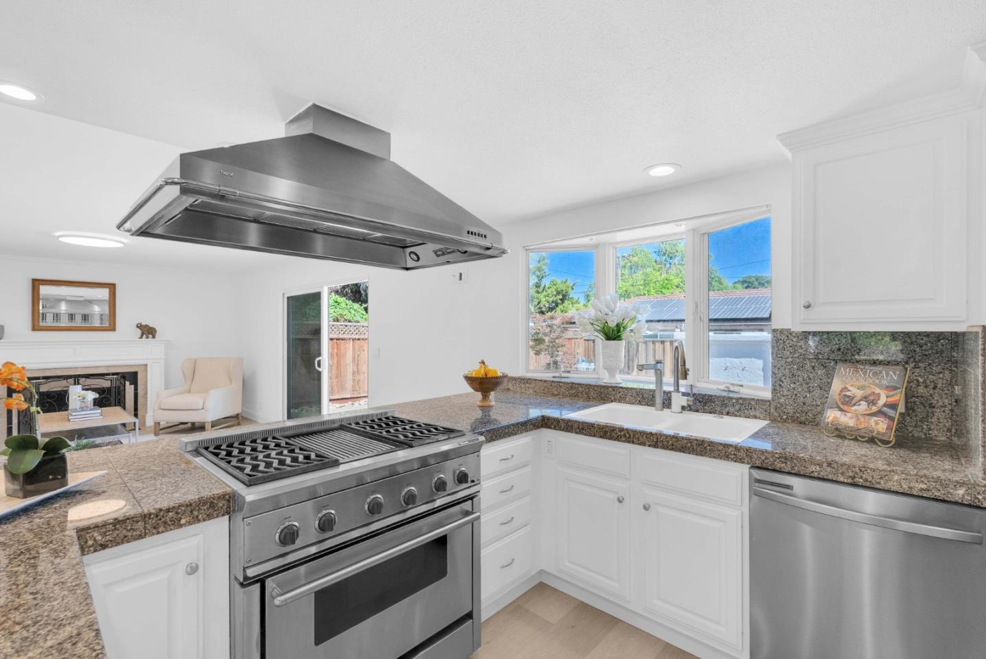 Detail Gallery Image 7 of 40 For 6332 Mcabee Rd, San Jose,  CA 95120 - 4 Beds | 2 Baths