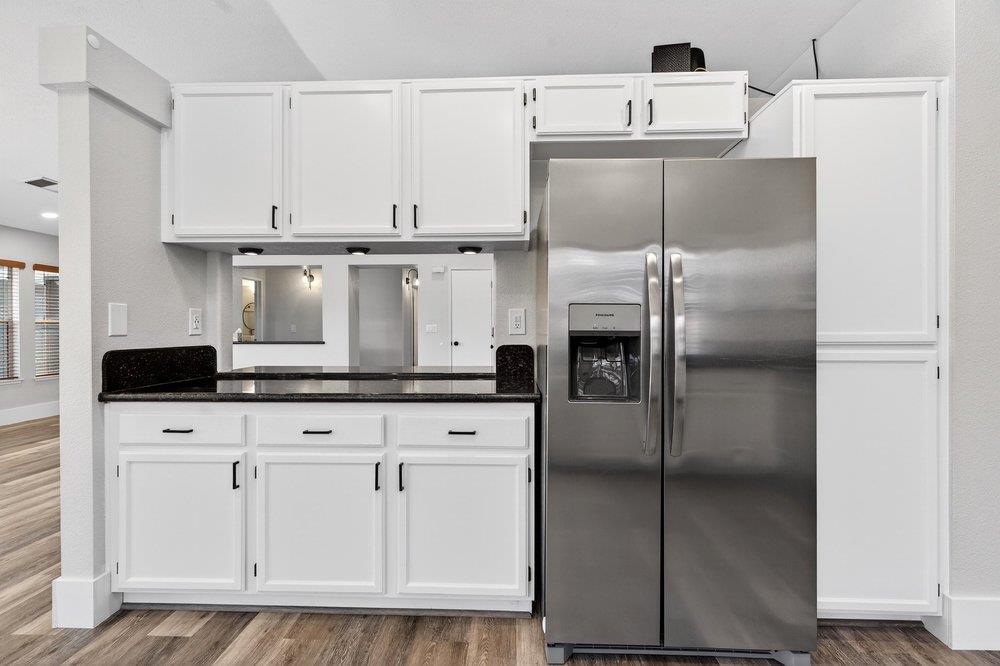 Detail Gallery Image 14 of 36 For 661 Del Mar Dr, Hollister,  CA 95023 - 4 Beds | 2 Baths