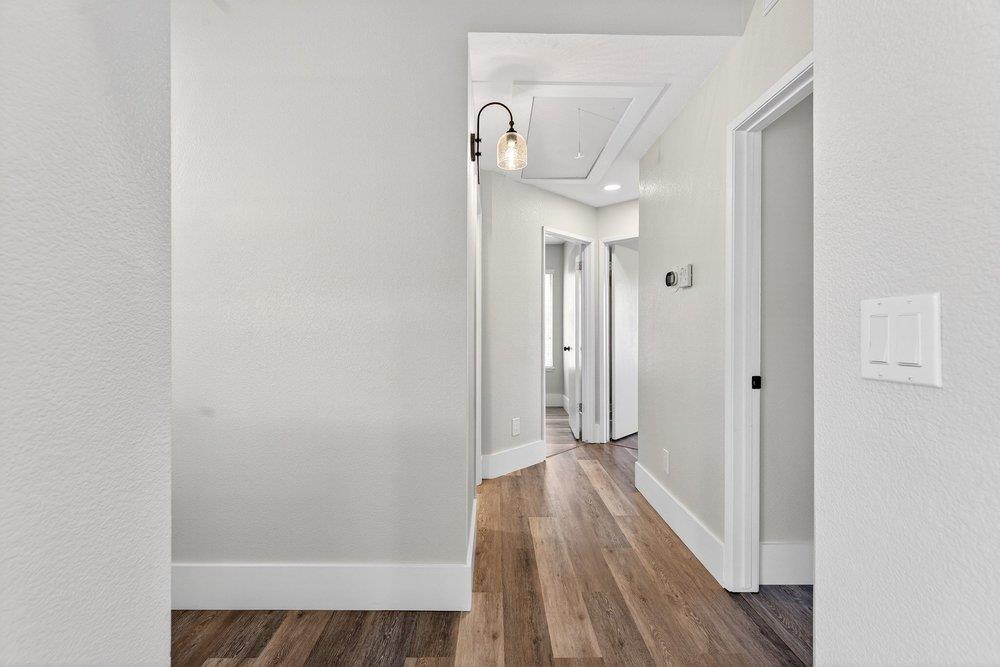 Detail Gallery Image 15 of 36 For 661 Del Mar Dr, Hollister,  CA 95023 - 4 Beds | 2 Baths