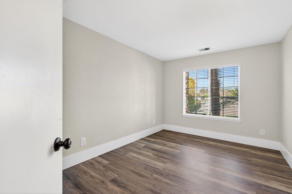 Detail Gallery Image 26 of 36 For 661 Del Mar Dr, Hollister,  CA 95023 - 4 Beds | 2 Baths