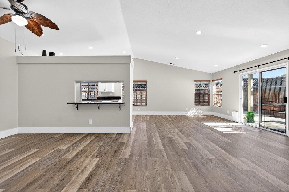 Detail Gallery Image 7 of 36 For 661 Del Mar Dr, Hollister,  CA 95023 - 4 Beds | 2 Baths