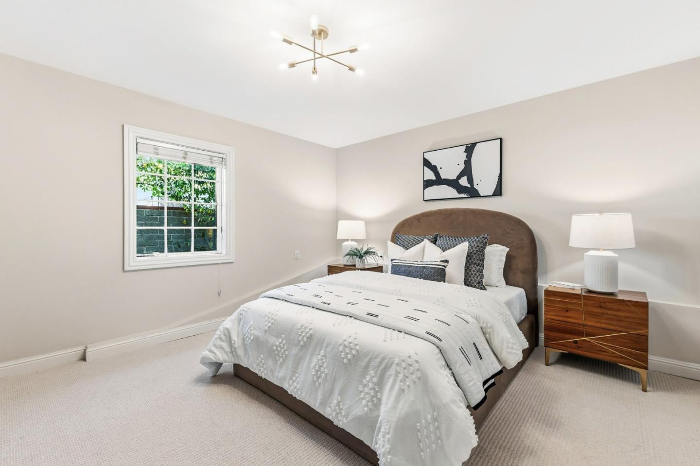 Detail Gallery Image 39 of 72 For 1466 Alvarado Ave, Burlingame,  CA 94010 - 3 Beds | 2/1 Baths