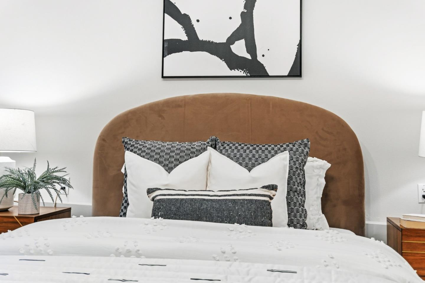 Detail Gallery Image 40 of 72 For 1466 Alvarado Ave, Burlingame,  CA 94010 - 3 Beds | 2/1 Baths