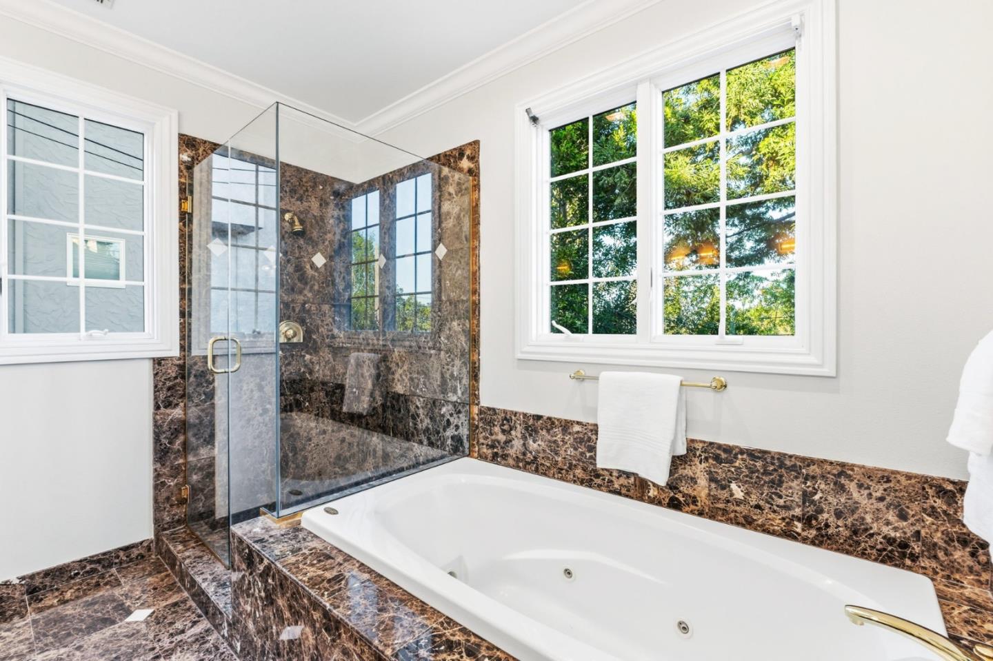 Detail Gallery Image 54 of 72 For 1466 Alvarado Ave, Burlingame,  CA 94010 - 3 Beds | 2/1 Baths