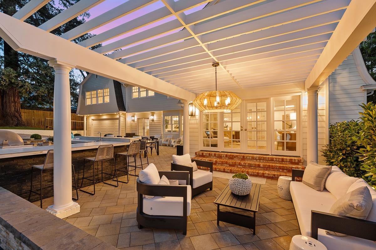 Detail Gallery Image 31 of 37 For 1347 Montero Ave, Burlingame,  CA 94010 - 5 Beds | 4 Baths