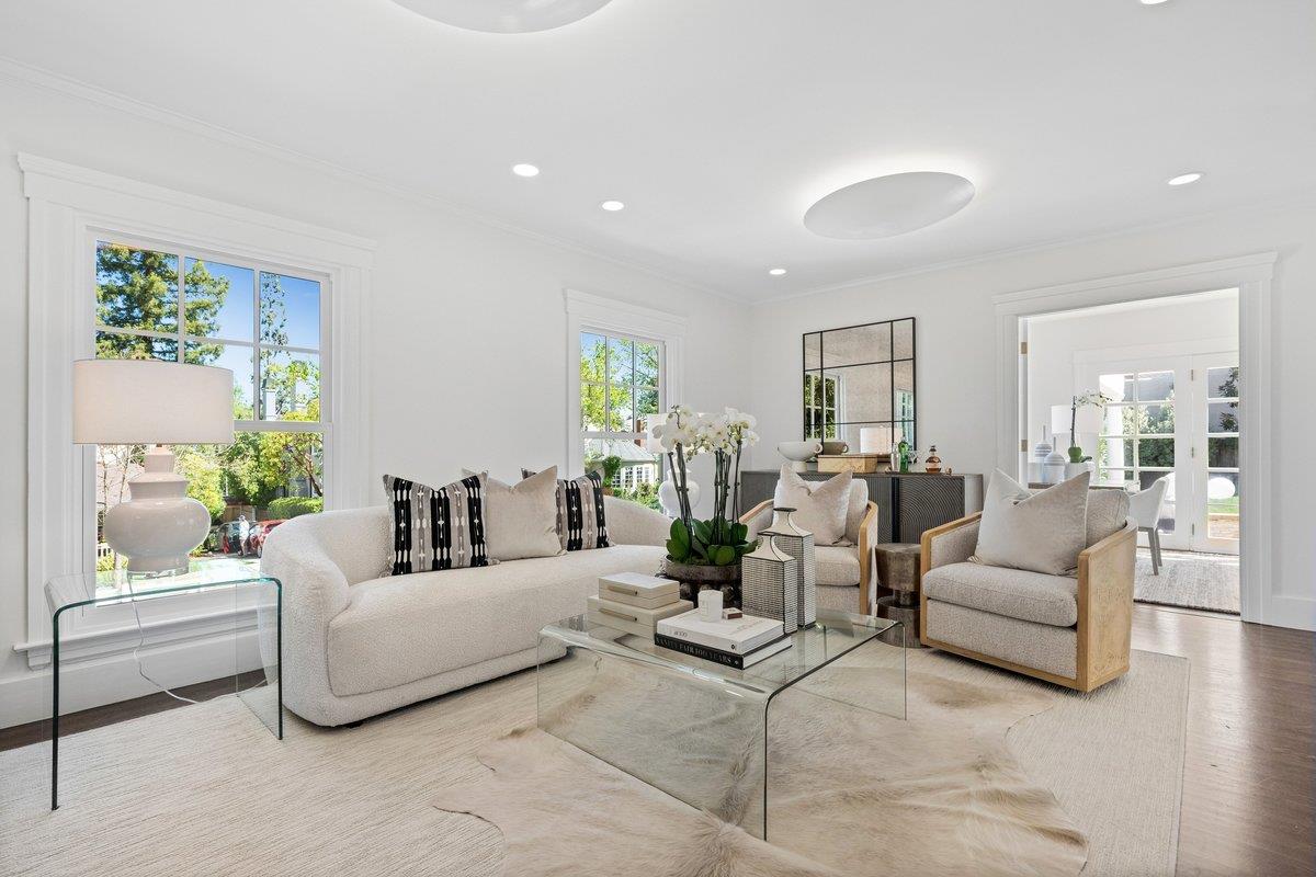 Detail Gallery Image 5 of 37 For 1347 Montero Ave, Burlingame,  CA 94010 - 5 Beds | 4 Baths