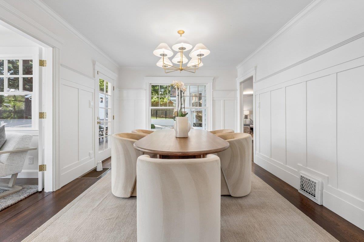 Detail Gallery Image 7 of 37 For 1347 Montero Ave, Burlingame,  CA 94010 - 5 Beds | 4 Baths