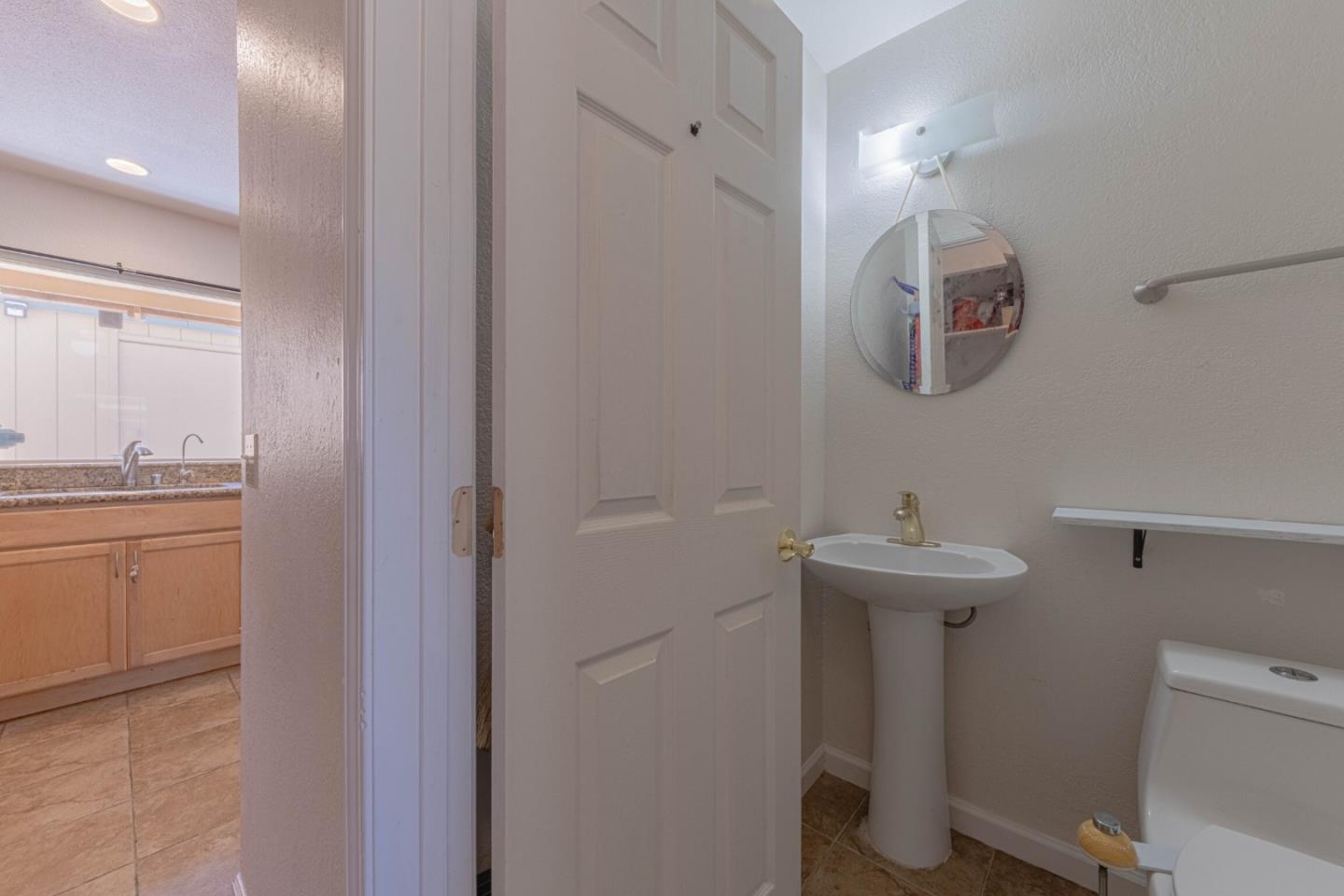 Detail Gallery Image 12 of 36 For 1224 Trinity Ave #14,  Seaside,  CA 93955 - 3 Beds | 2 Baths