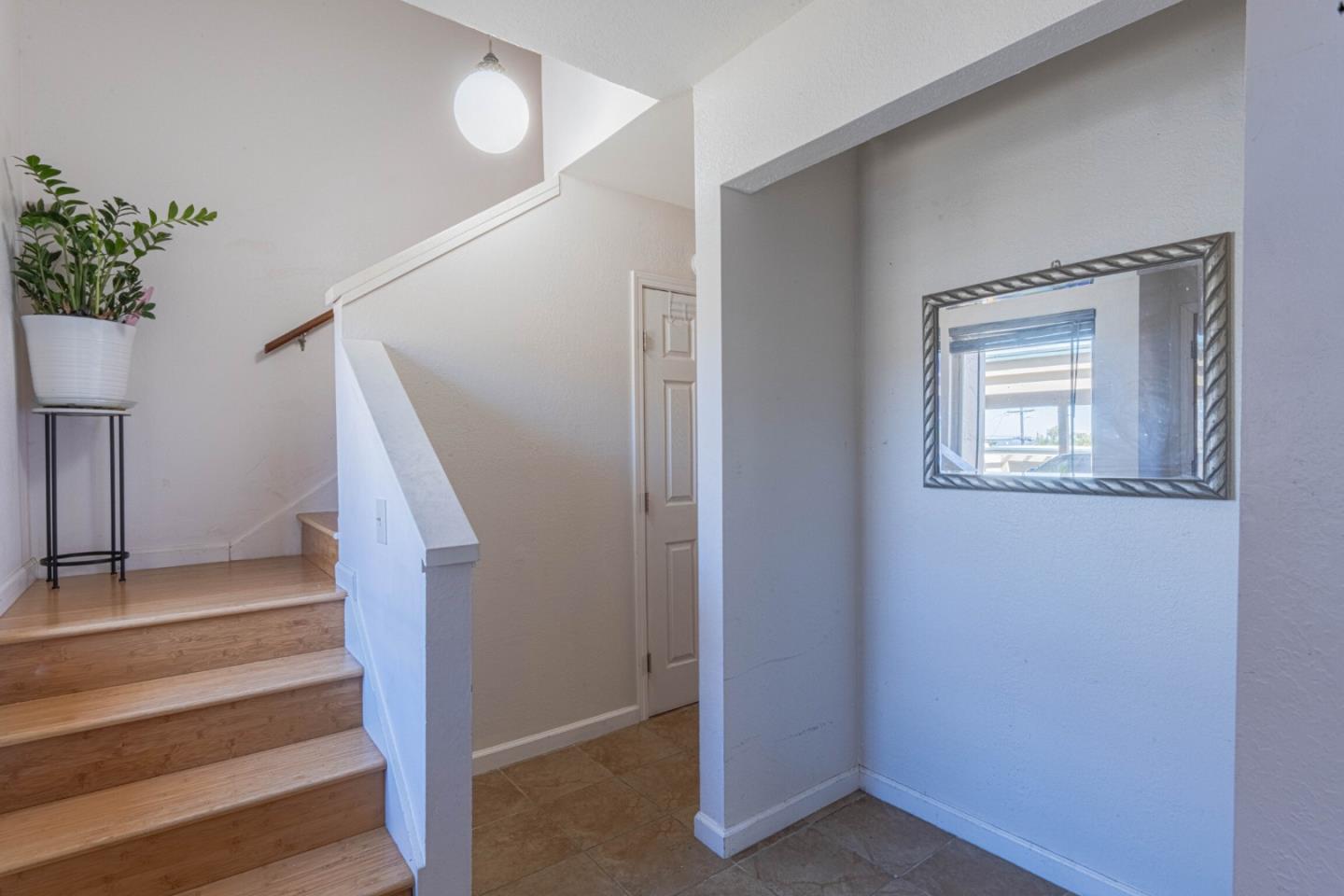 Detail Gallery Image 4 of 36 For 1224 Trinity Ave #14,  Seaside,  CA 93955 - 3 Beds | 2 Baths