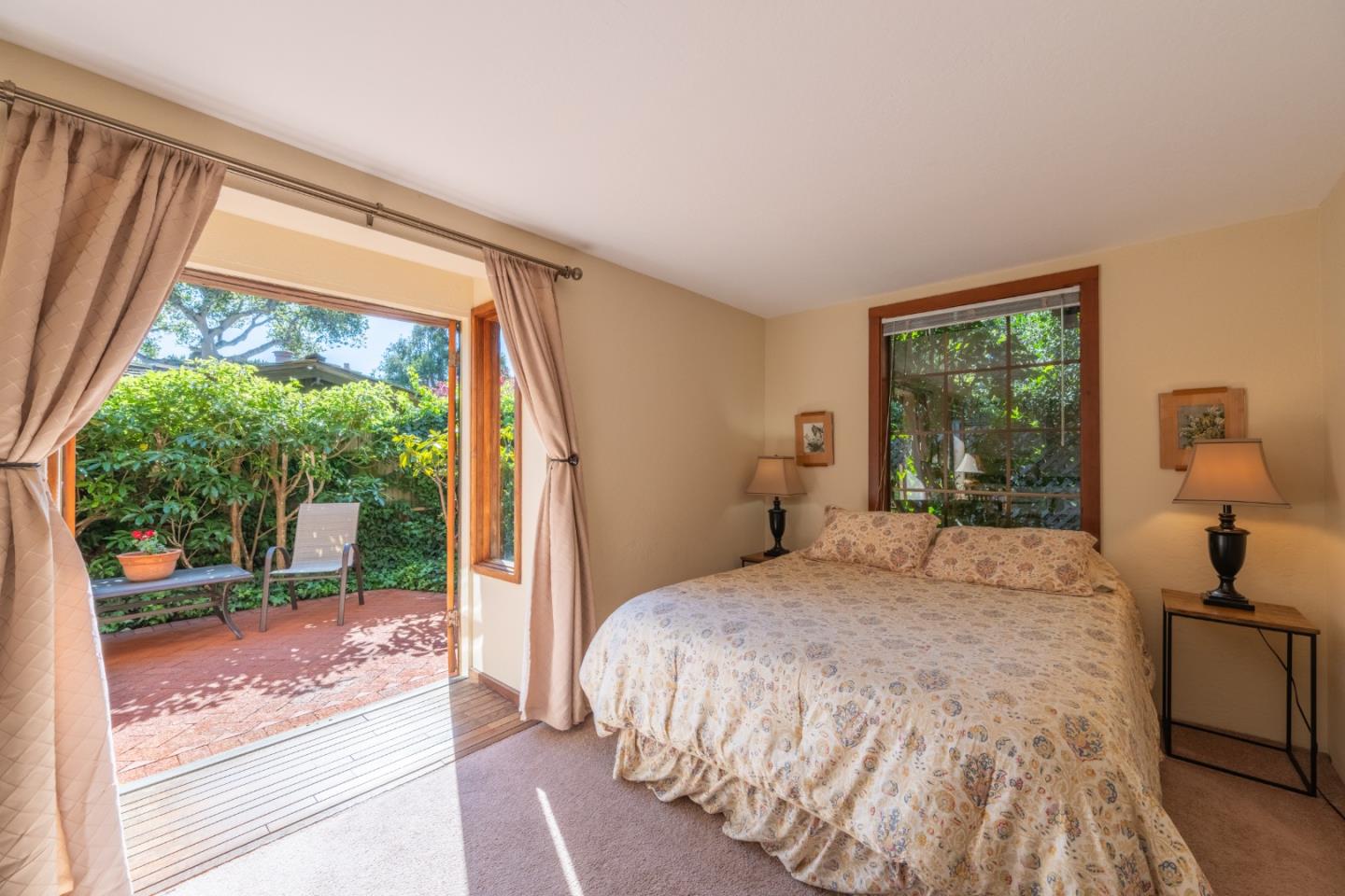 Detail Gallery Image 26 of 33 For 26181 Valley View Ave, Carmel,  CA 93923 - 3 Beds | 4 Baths