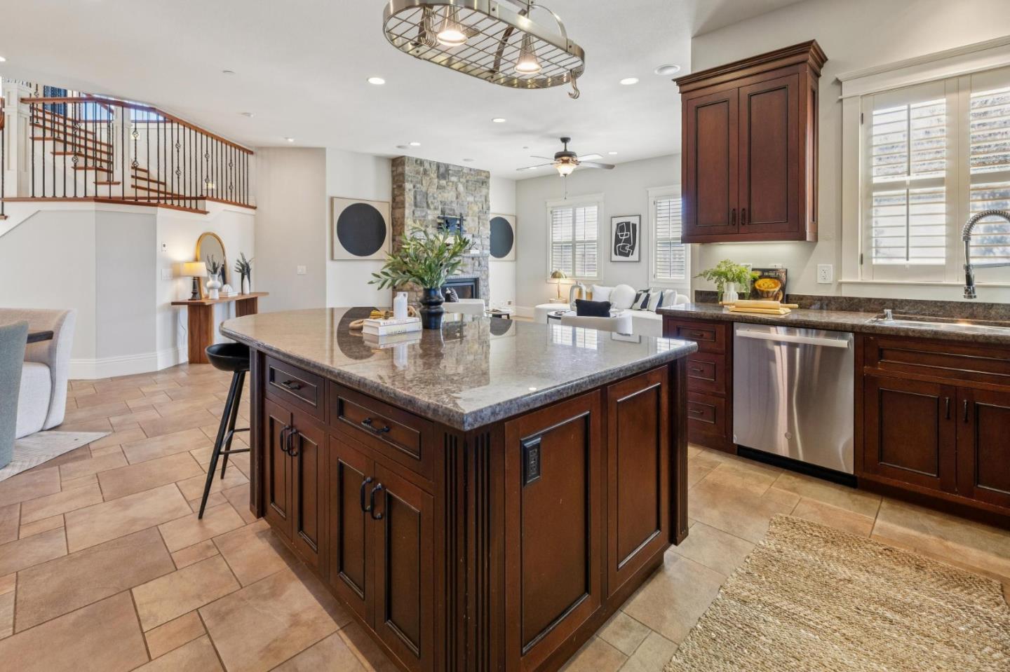 Detail Gallery Image 19 of 57 For 414 Belleville Blvd, Half Moon Bay,  CA 94019 - 3 Beds | 2/1 Baths