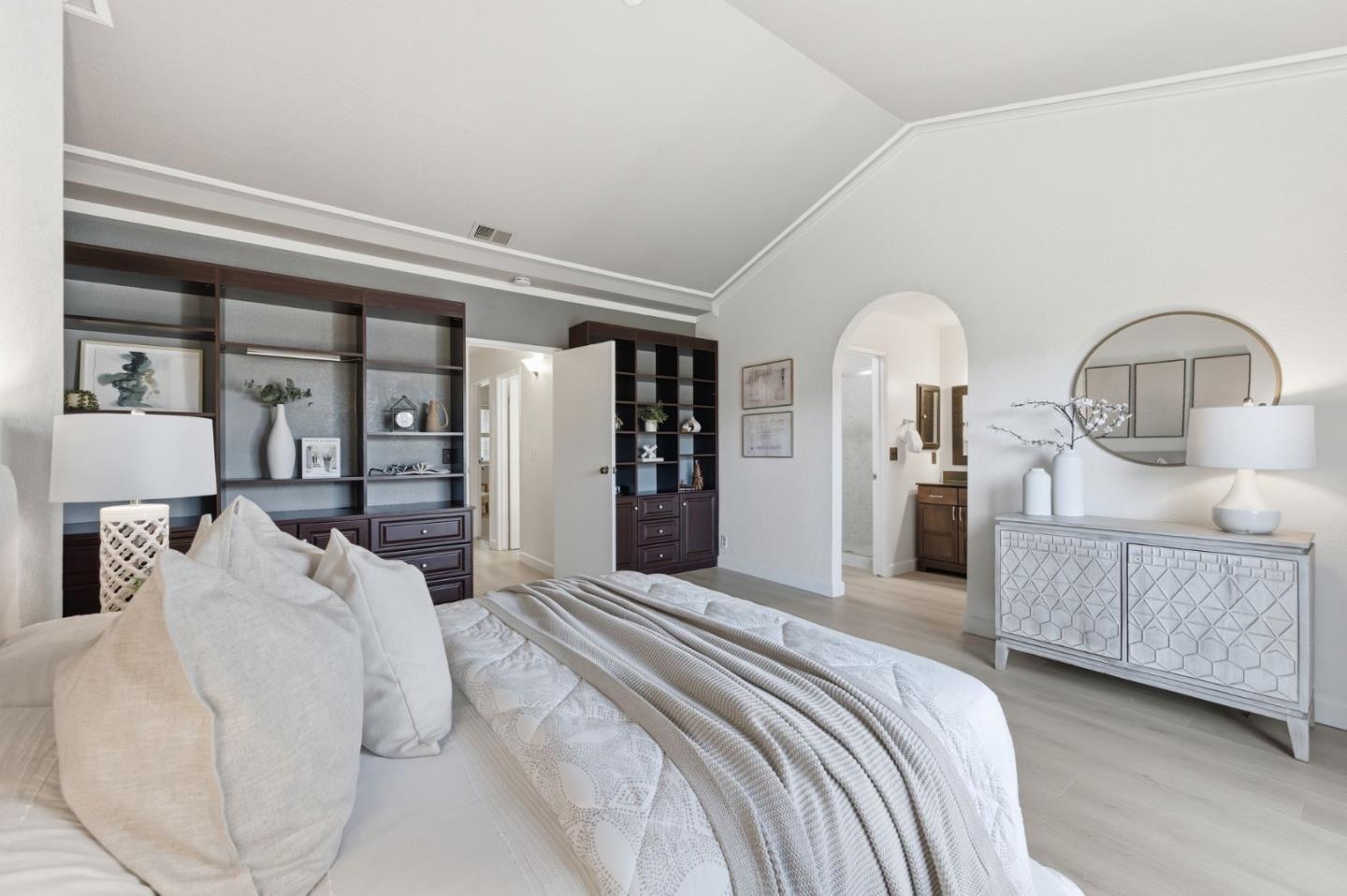 Detail Gallery Image 10 of 27 For 6023 Joaquin Murieta Ave a,  Newark,  CA 94560 - 3 Beds | 2 Baths